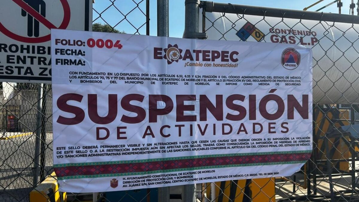 Clausuran gaseras clandestinas en Ecatepec.