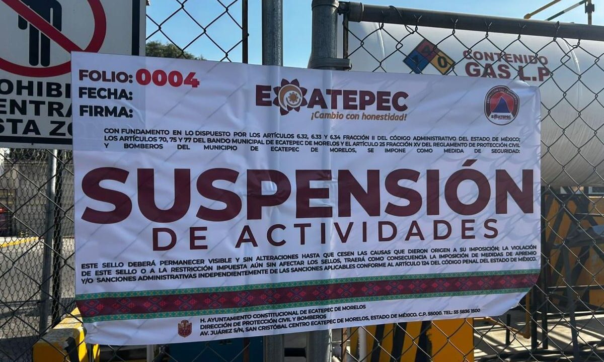 Clausuran gaseras clandestinas en Ecatepec.