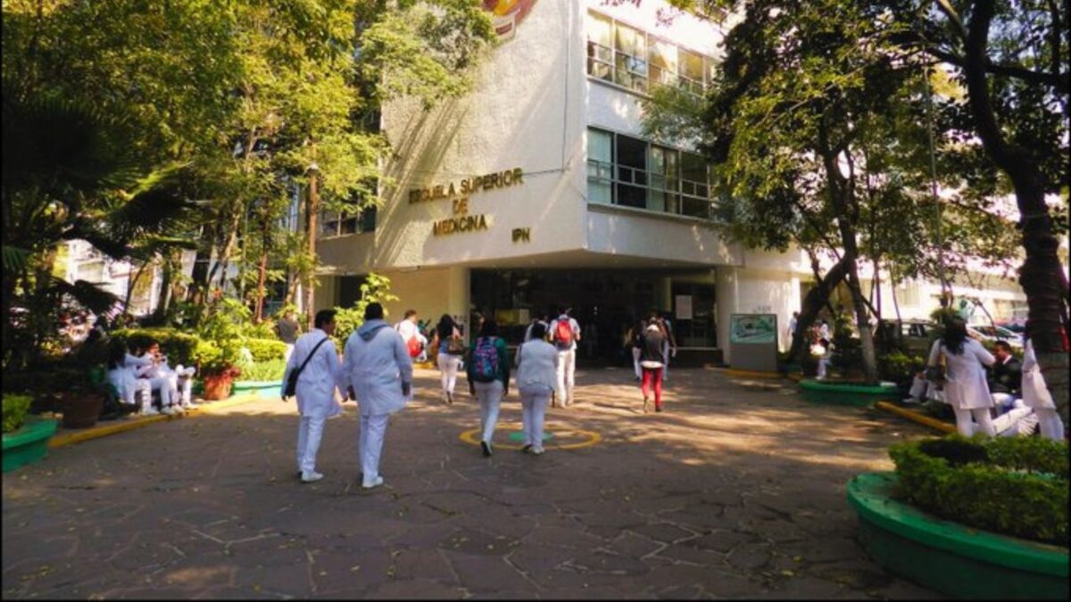 Denuncian trabajadores del Instituto Politécnico Nacional (IPN), crisis en escuelas de medicina.