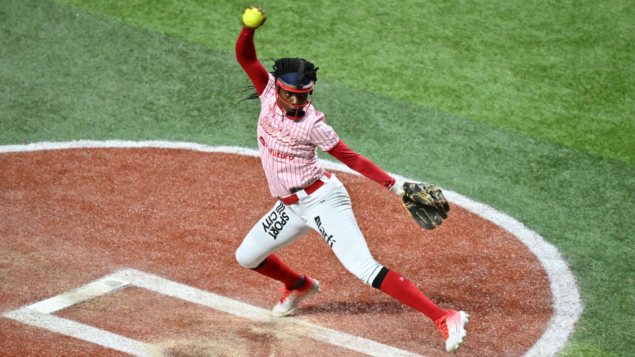 Yilian Tornés debuta como pitcher en la Liga Mexicana de Softbol