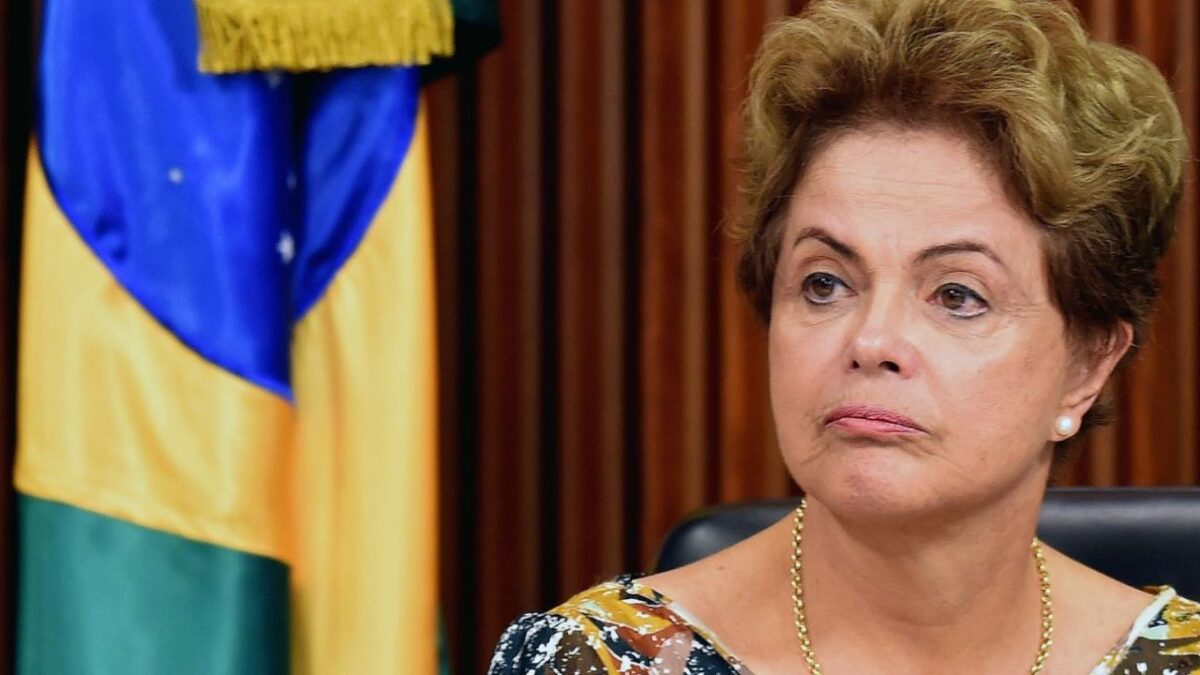 Dilma Rousseff, expresidenta de Brasil, es hospitalizada en China