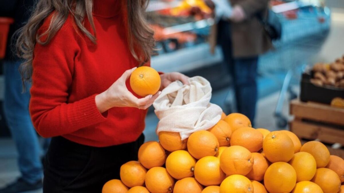 Descubre dónde puedes encontrar la mejor variedad de naranja al mejor precio y disfrutar de su sabor, dulzura y beneficios para la salud.