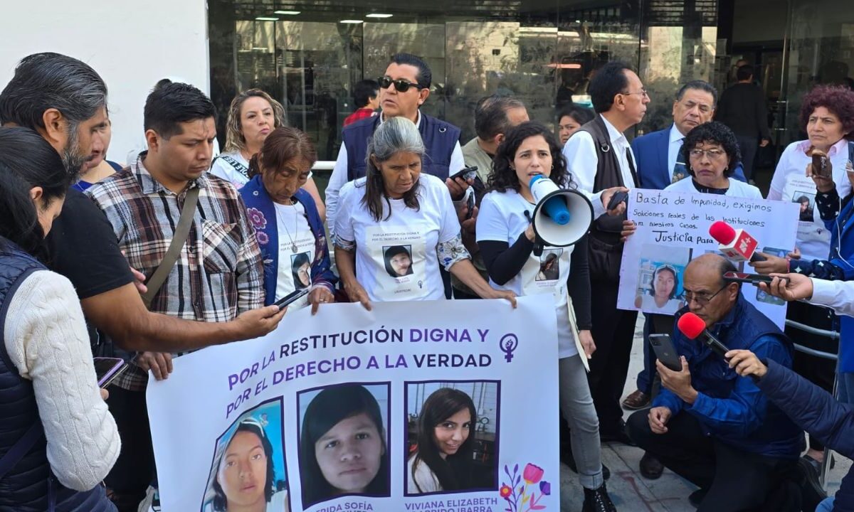 Los familiares de víctimas de feminicida de Iztacalco piden entrega de resultados de investigación a la Fiscalía CDMX.