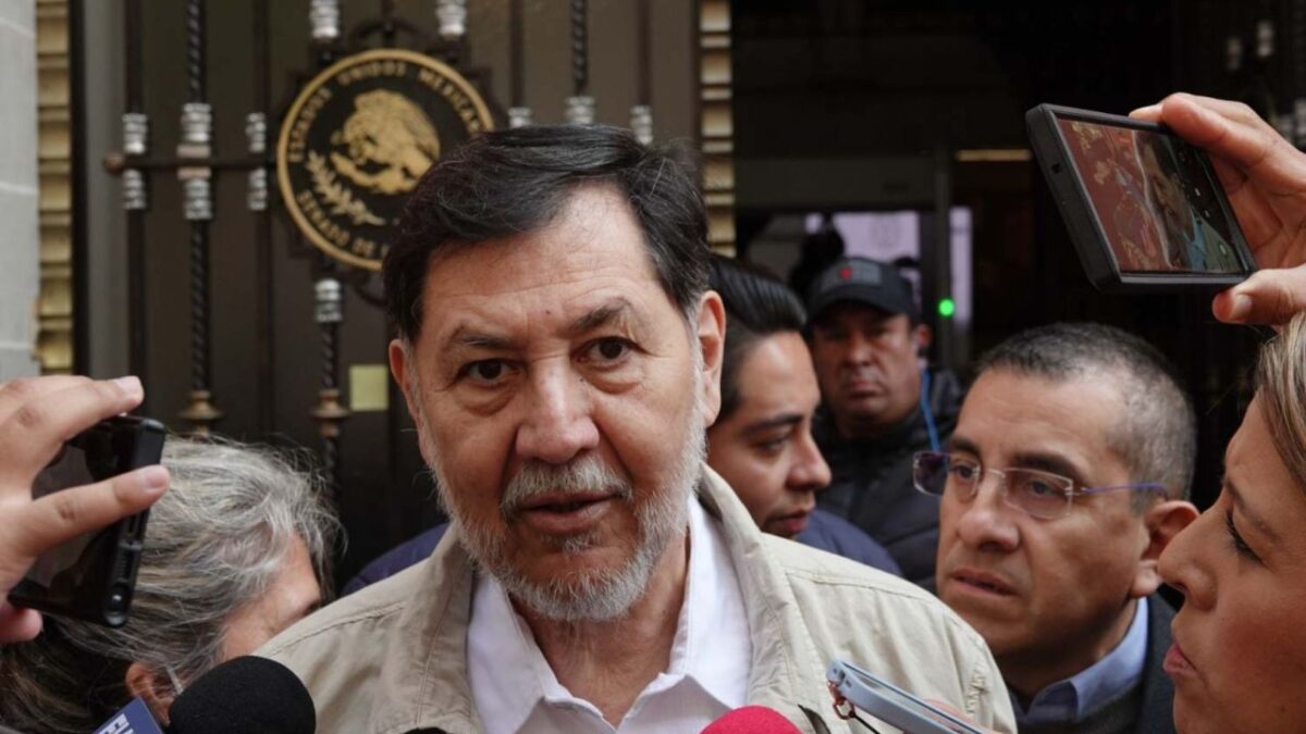 Fernández Noroña consideró que los ministros de la SCJN que no fueron invitados a la Conmemoración de la Constitución "no merecen estar aquí”.