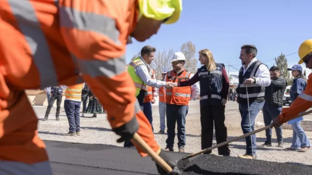 Garantizan movilidad en Chihuahua; beneficia a más de 70 mil habitantes de 7 comunidades. Noticias en tiempo real