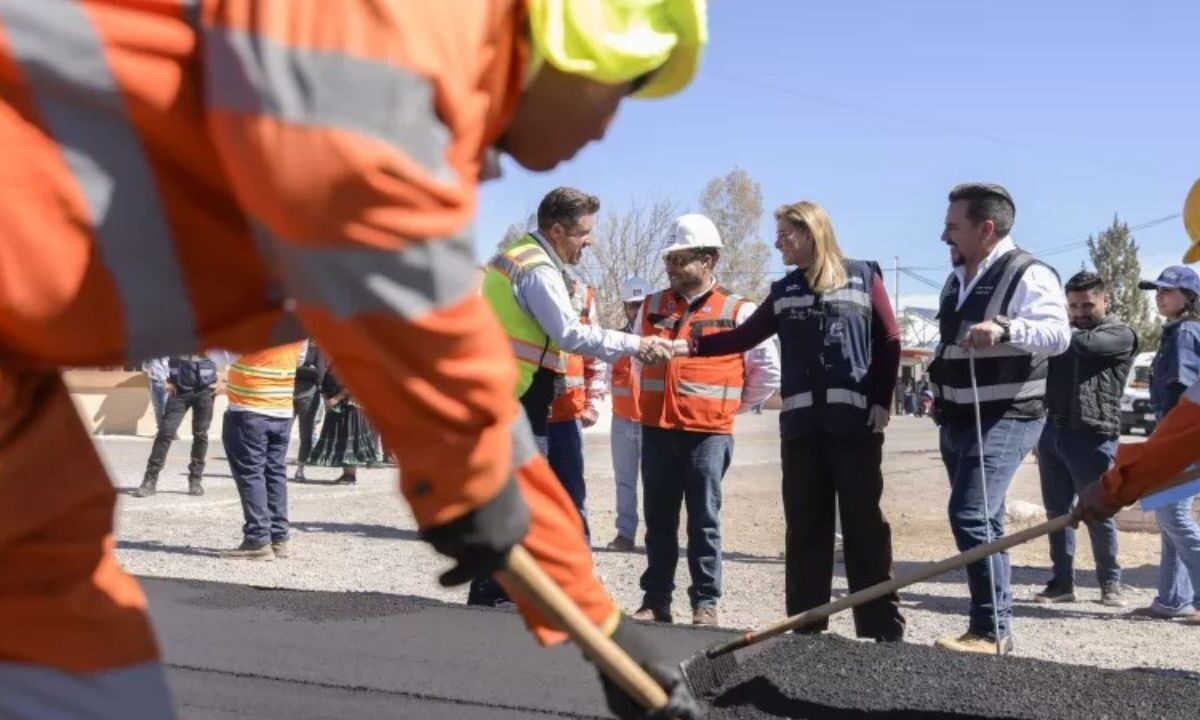 Maru Campos Galván, gobernadora de Chihuahua, presente en las obras de rehabilitación y modernización de la carretera El Mirador-Dr. Belisario Domínguez-San Francisco de Borja.