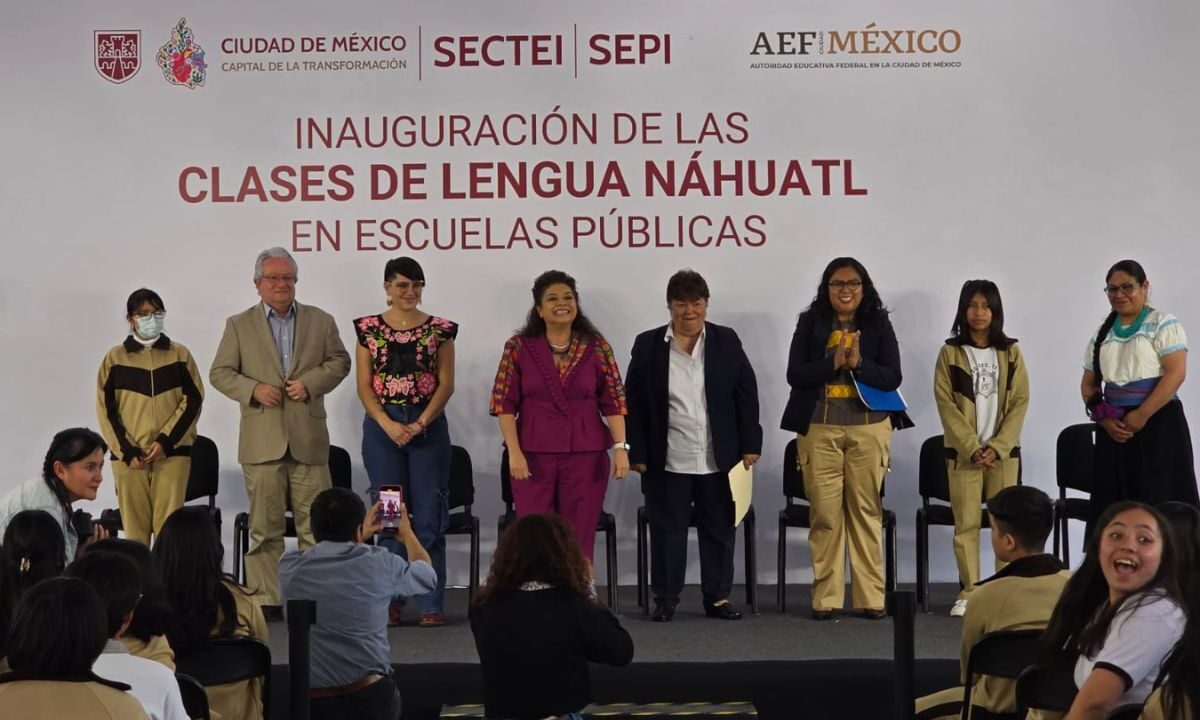 Clara Brugada anunció que implementará un programa para que se impartan clases de náhuatl en 78 escuelas secundarias este año.