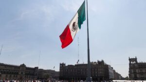 ¿Habrá descanso el 24 de febrero, Día de la Bandera? Esto dice la Ley