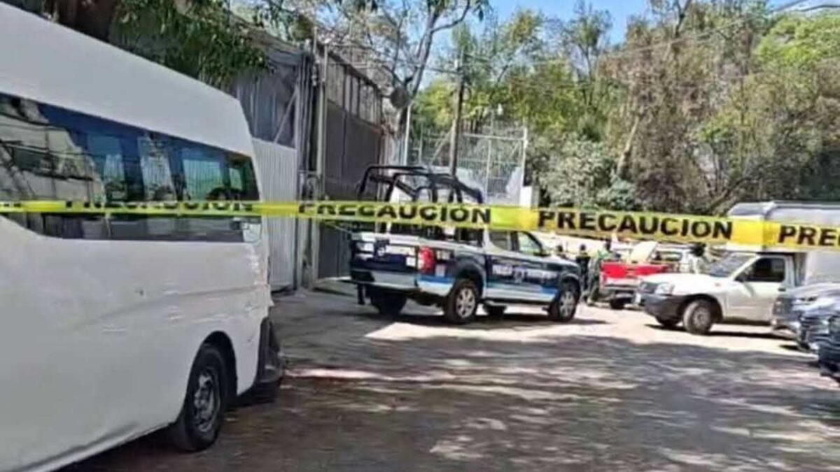 Al menos tres cuerpos fueron encontrados en una ladera del río Hondo en Naucalpan.