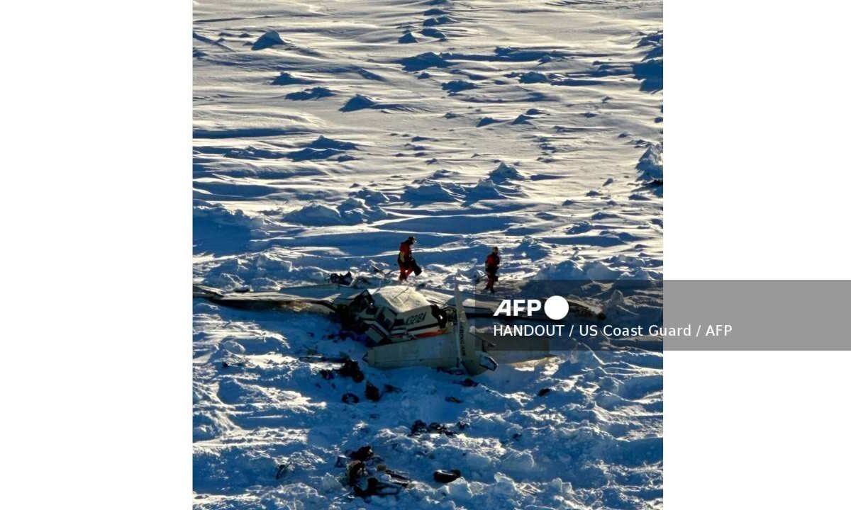 Los restos de la avioneta que desapareció con 10 personas a bordo en Alaska fueron encontrados.