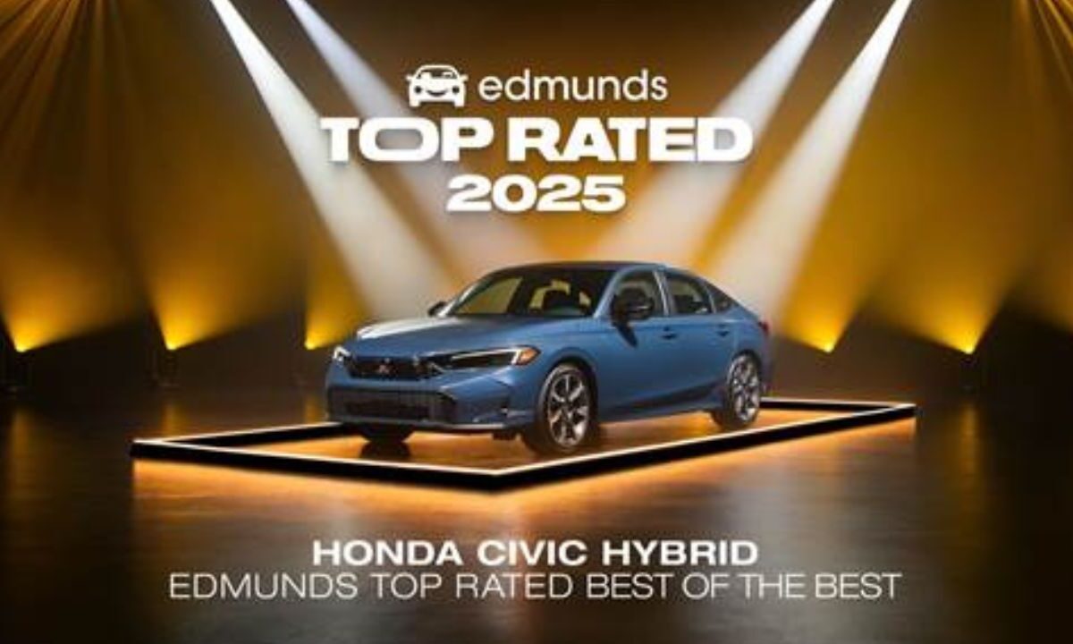 Honda Civic híbrido recibe dos premios: “Best of the Best”, el mayor galardón posible de Edmunds y “Top Rated Car” por tercera vez. 