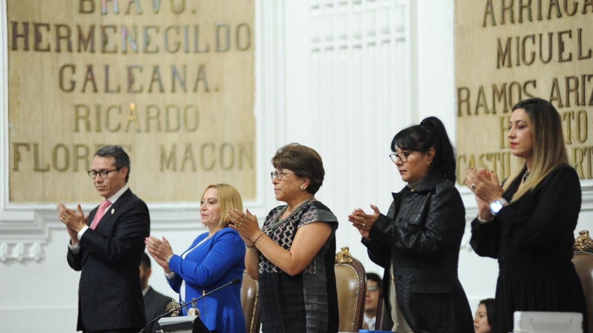 Martha Ávila, recibió las ternas de candidatos para encabezar la Fiscalía Especializada.