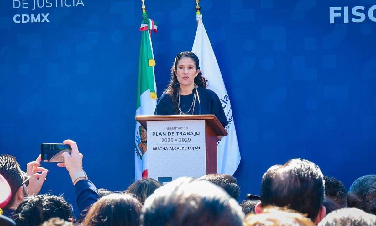 Bertha Alcalde presenta su plan de trabajo 2025-2029