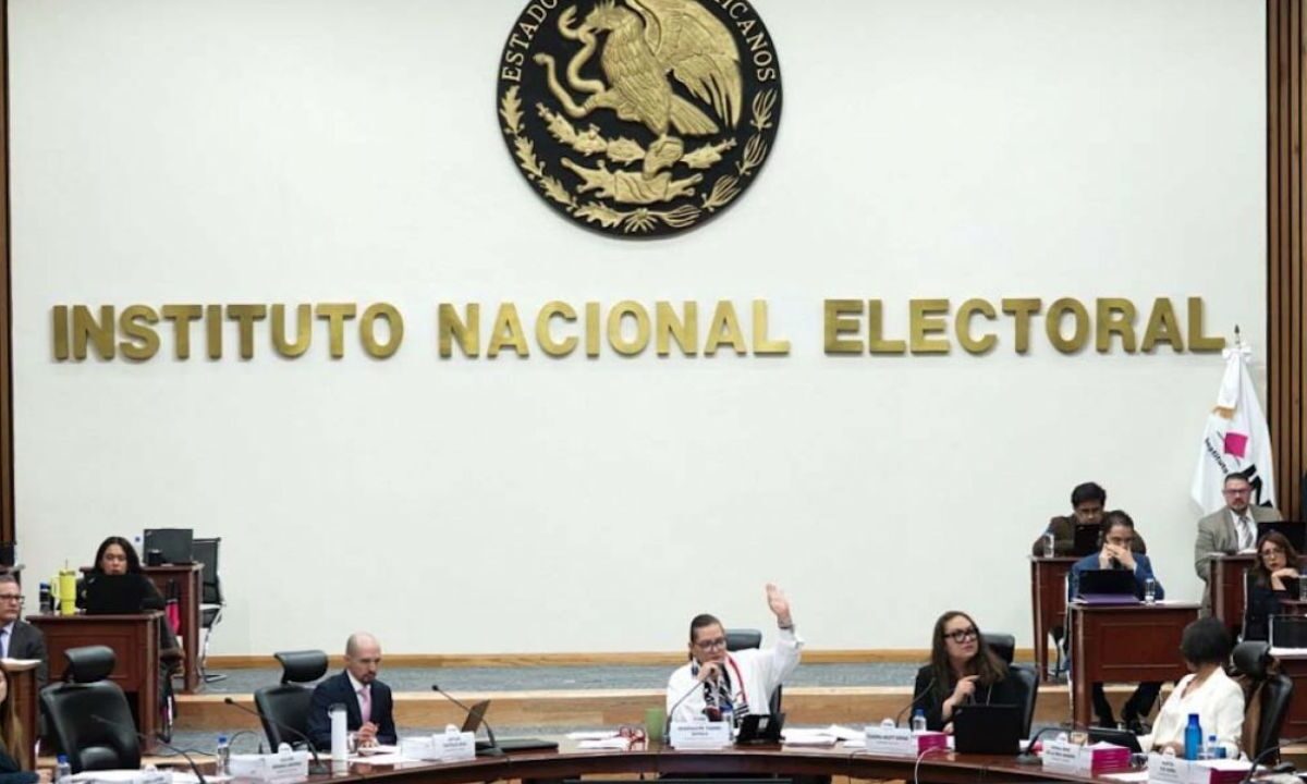 El Instituto Nacional Electoral aprobó el listado definitivo de candidaturas a la SCJN y el envío a impresión de las boletas para ese cargo.