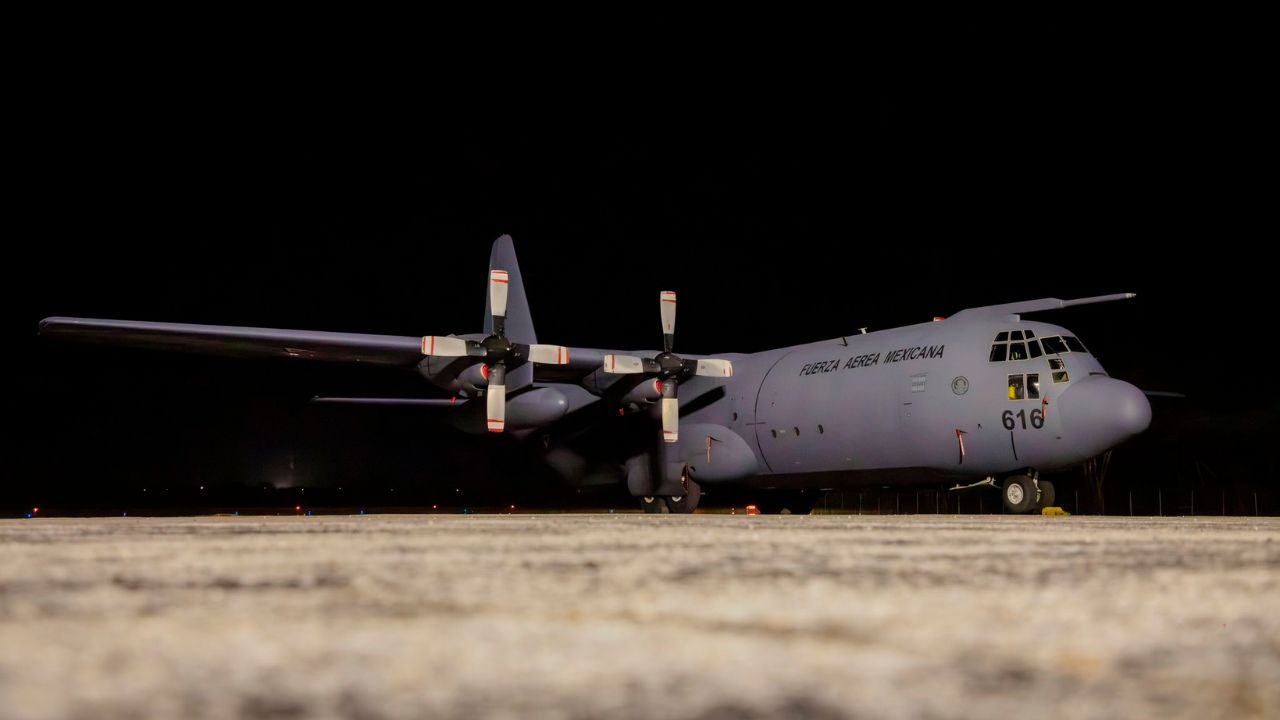 Aviones de la Secretaría de la Defensa Nacional (Sedena) arribaron a Campeche.