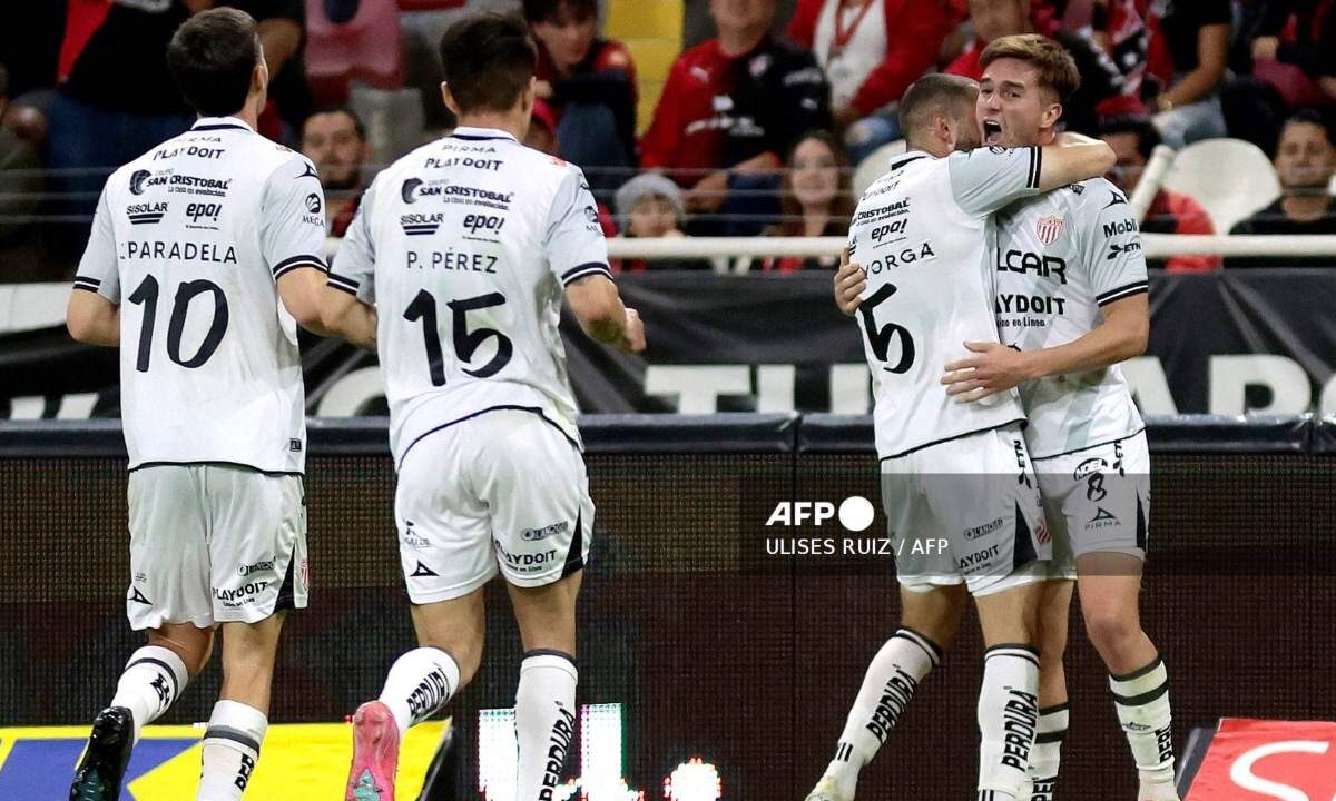 El Necaxa consiguió una goleada ante Atlas en el Estadio Jalisco, como parte de la Jornada 9.