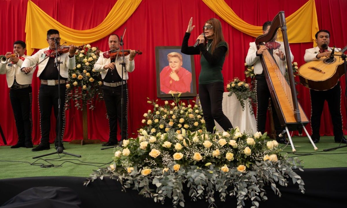 Homenaje póstumo a Paquita la del Barrio en su natal Alto Lucero, municipio del estado de Veracruz.