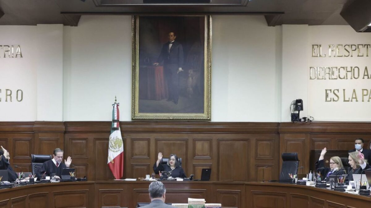 La SCJN comienza la discusión de la propuesta para exhortar a las autoridades a que acaten las suspensiones contra la elección judicial.