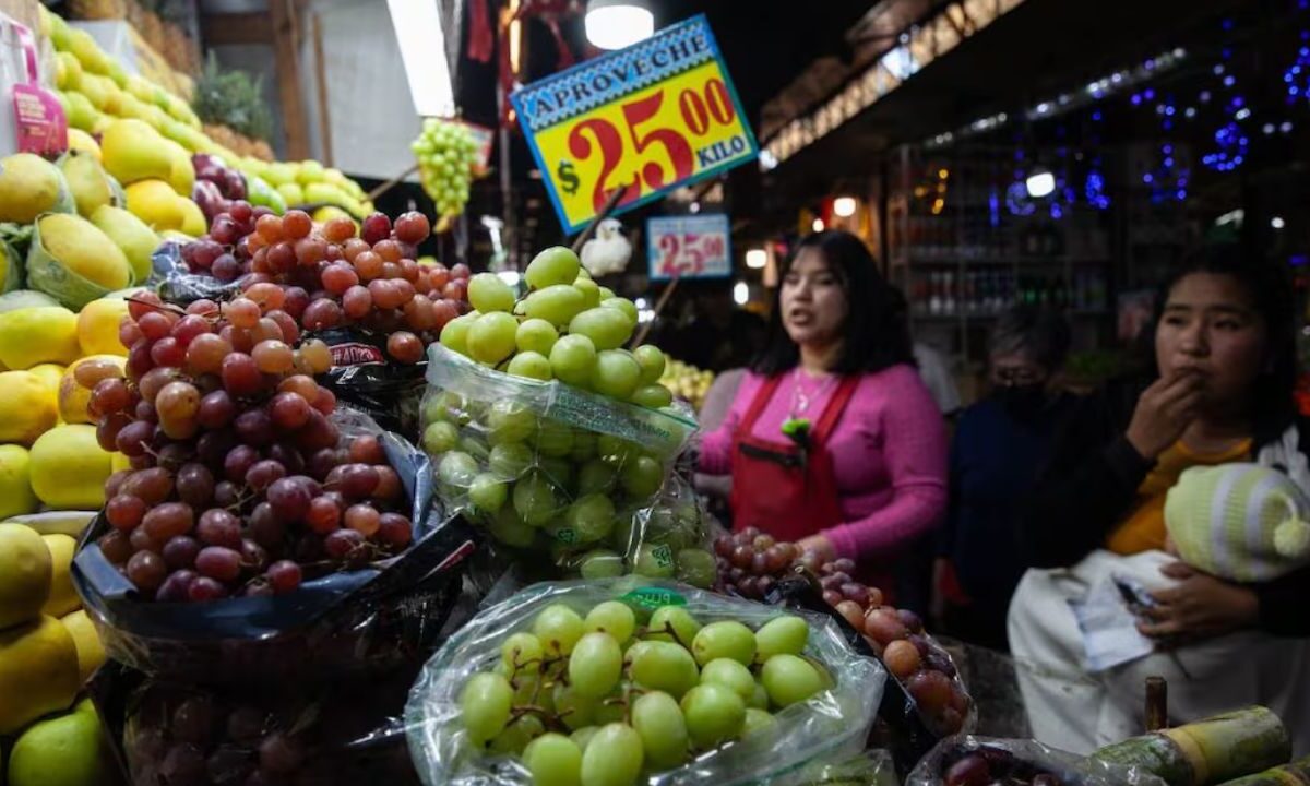 Protestan comerciantes contra lineamientos de operación en CDMX