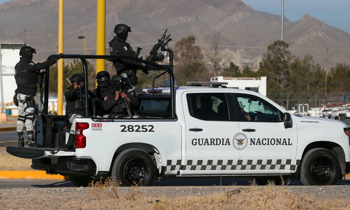 Durante patrullajes de seguridad, los agentes de la Guardia Nacional ubicaron la vivienda y encontraron a 10 personas secuestradas.