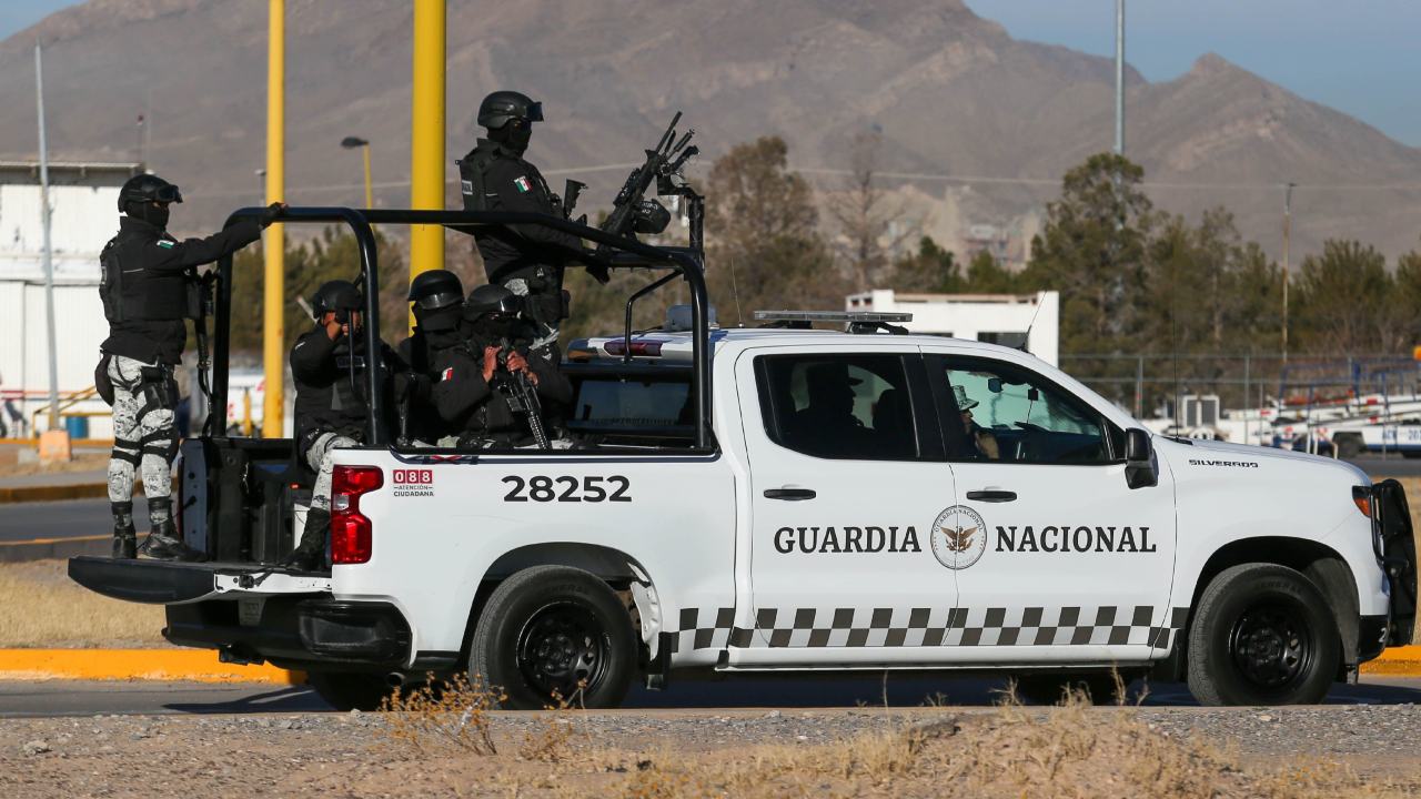 Durante patrullajes de seguridad, los agentes de la Guardia Nacional ubicaron la vivienda y encontraron a 10 personas secuestradas.