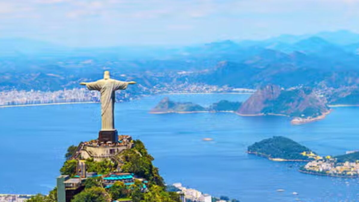 Río de Janeiro registra su temperatura más alta en décadas con 44 °C, según el sistema meteorológico Alerta Río.