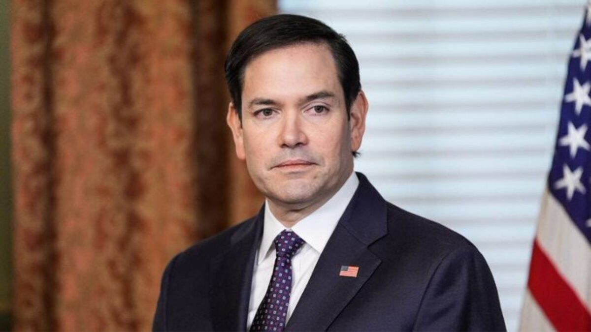 El secretario de Estado de Estados Unidos, Marco Rubio, aseguró que El Salvador ofreció sus cárceles para recibir presos estadounidenses.