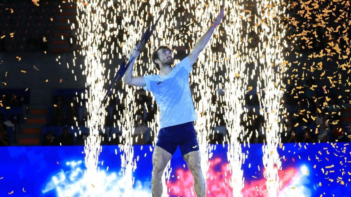 Tomas Machac se hizo con el título número 13 en la historia del Ultimate Tennis Showdown.