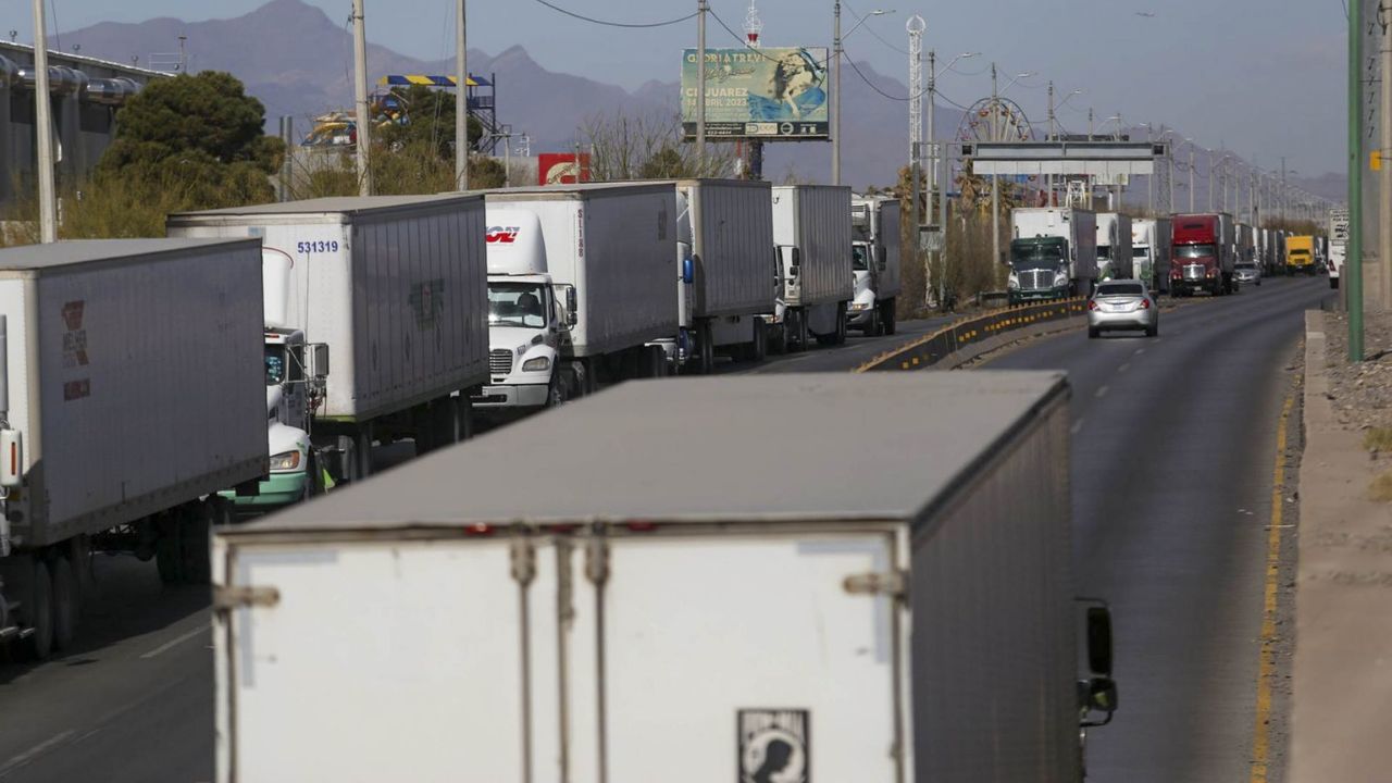 Transportistas mexiquenses logran acuerdo con autoridades federales y estales