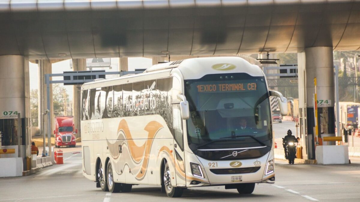 Transportistas mexiquenses logran acuerdo con autoridades federales y estales tras bloqueo de este 17 de febrero.