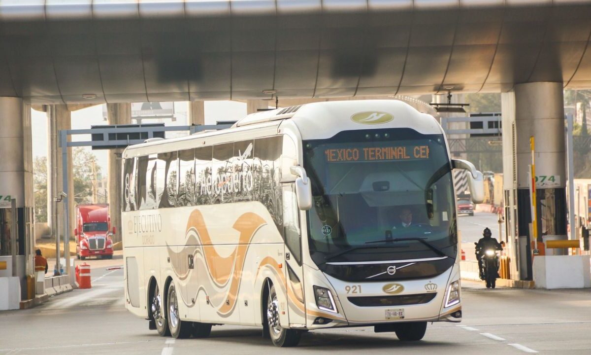 Transportistas mexiquenses logran acuerdo con autoridades federales y estales tras bloqueo de este 17 de febrero.