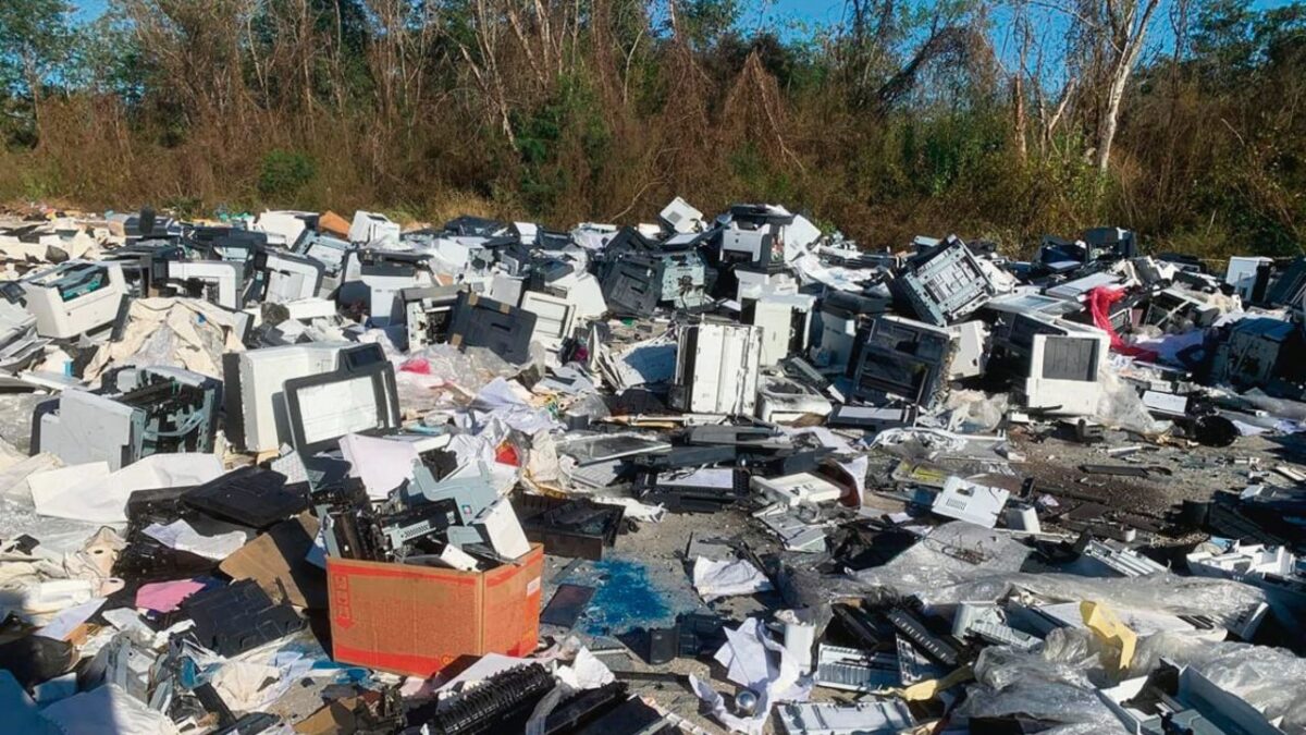 El equipo electrónico fue localizado en una brecha en la entrada del municipio de Abalá.