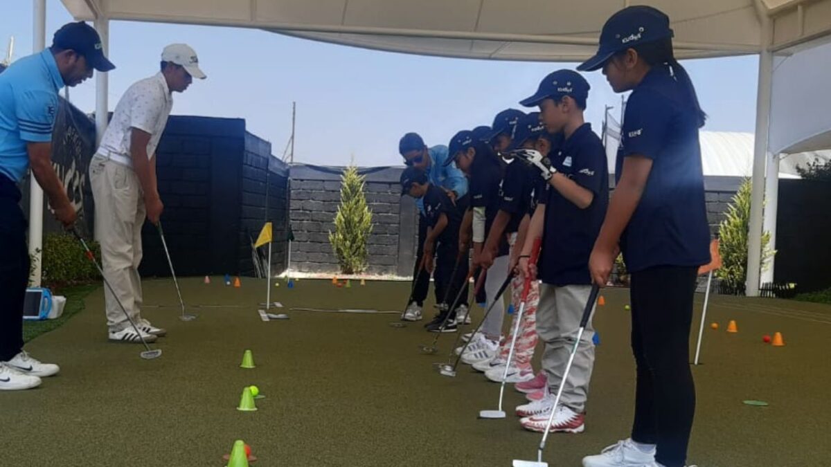 50 alumnos formaron parte de las primeras dos sesiones que se han realizado de la Escuela Nacional de Golf