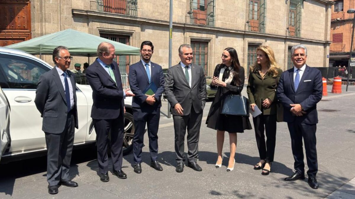 Francisco Cervantes, del CCE, confirmó que 300 empresarios de grandes compañías acompañarán a la Presidenta Sheinbaum en el Zócalo