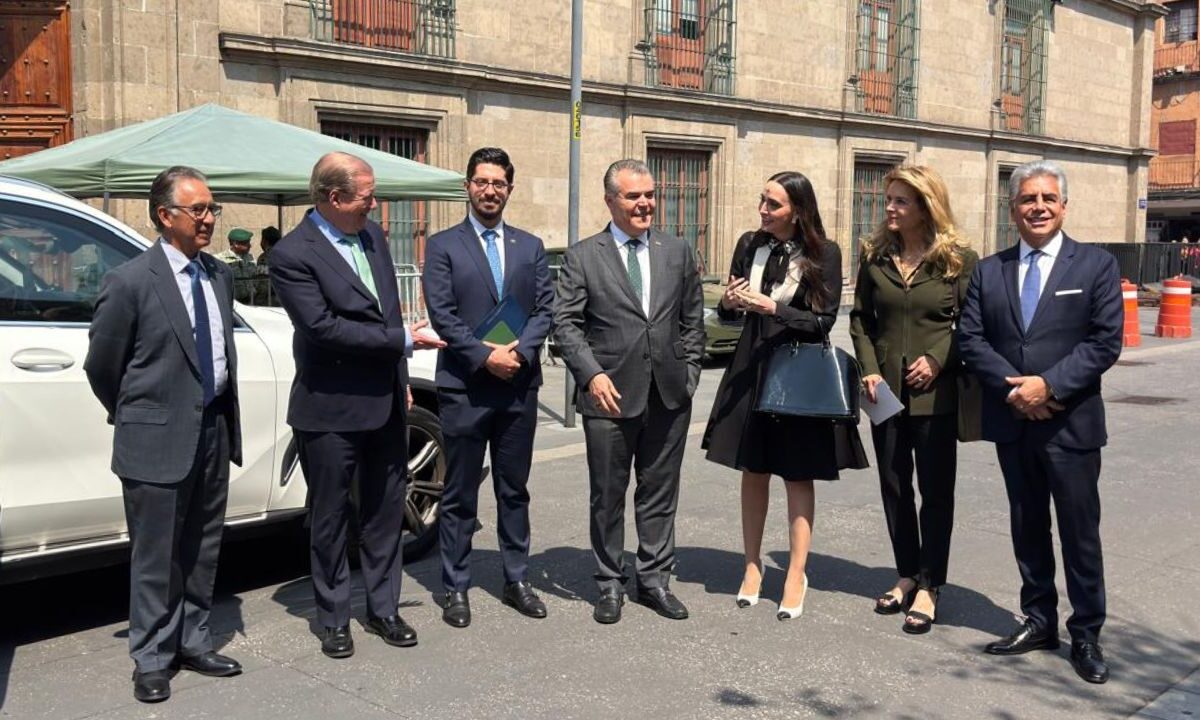 Francisco Cervantes, del CCE, confirmó que 300 empresarios de grandes compañías acompañarán a la Presidenta Sheinbaum en el Zócalo