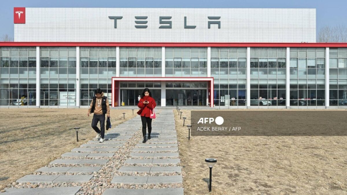 Acciones de Tesla se desploman e la bolsa tras temores de recesión