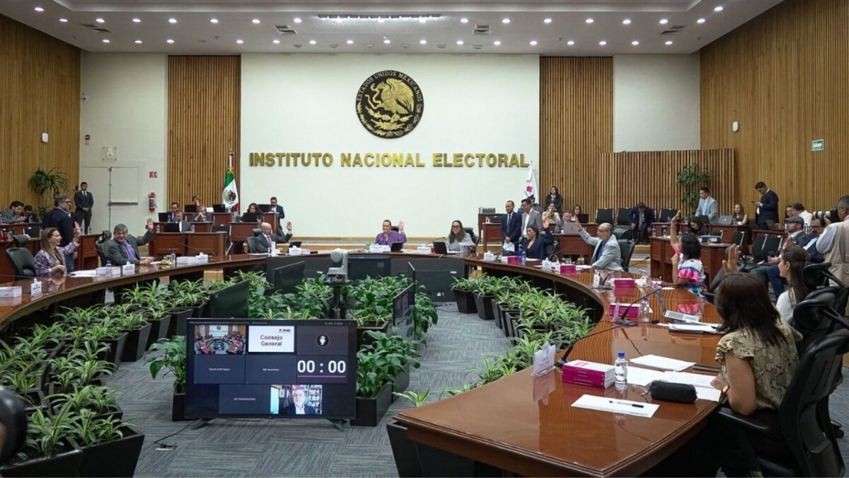 El Consejo General del Instituto Nacional Electoral (INE) admitió que existen retrasos en la impresión de boletas.