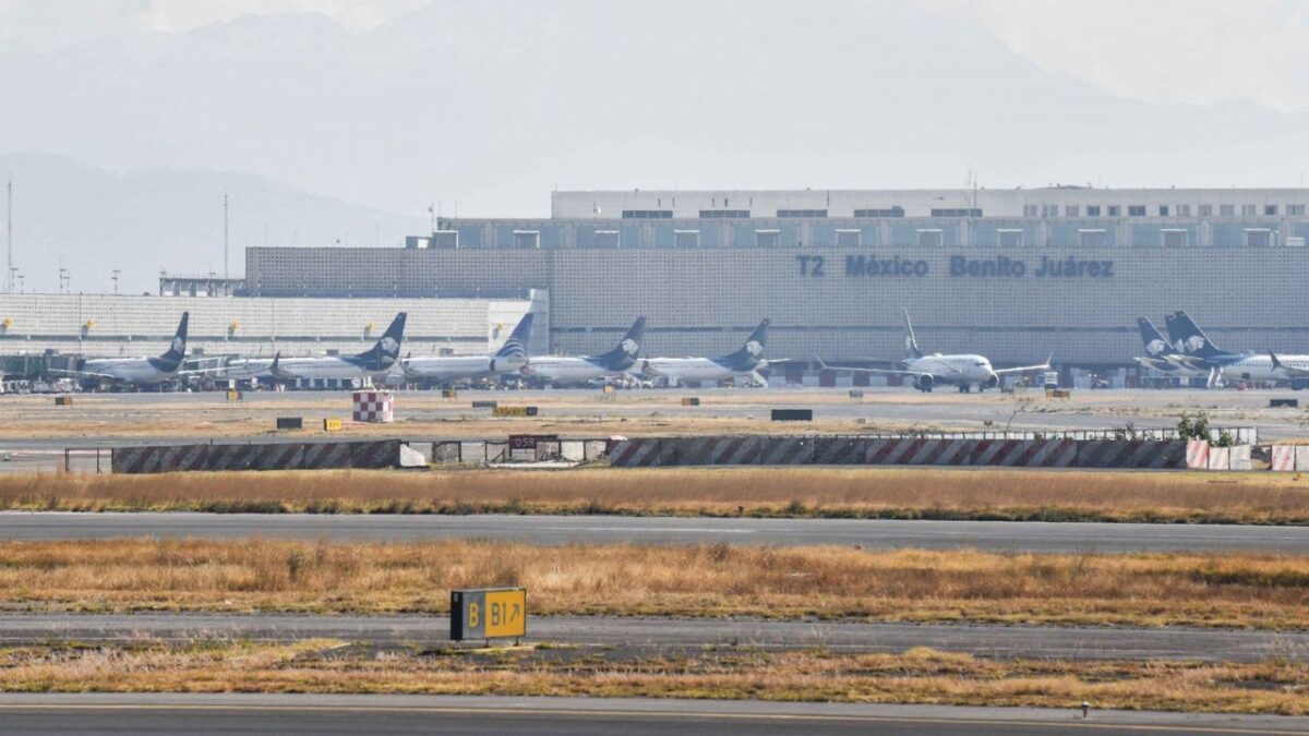 El AICM reporta que avión 
