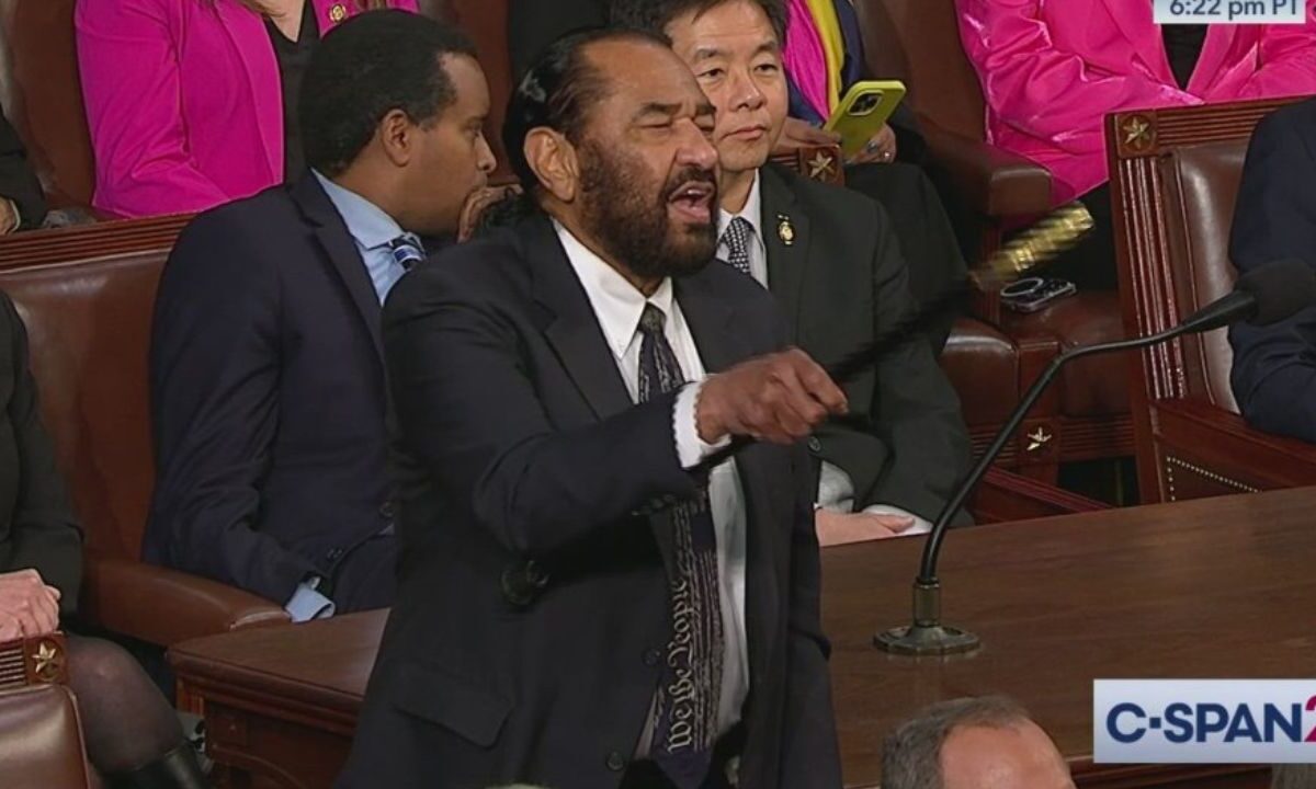 Al Green, congresista demócrata de Houston, fue expulsado del Congreso de Estados Unidos tras protestas contra Donald Trump.