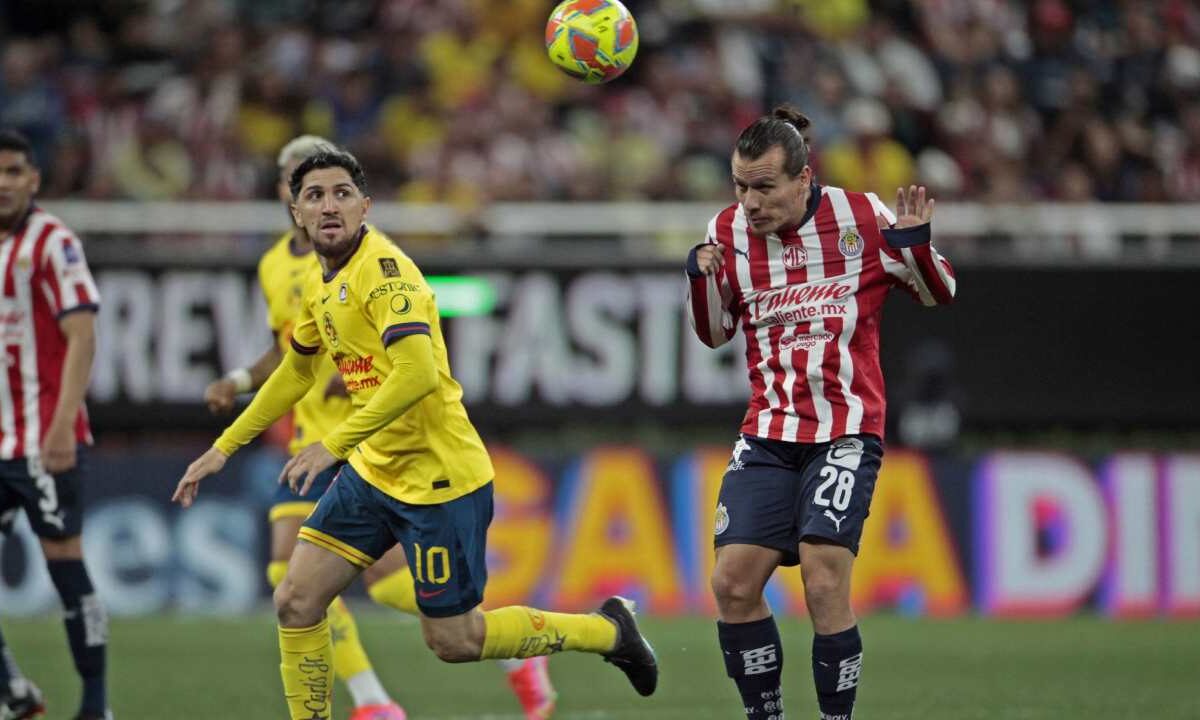 América goleó a Chivas en la capital del país para avanzar a la siguiente fase de la Concacaf Champions Cup.