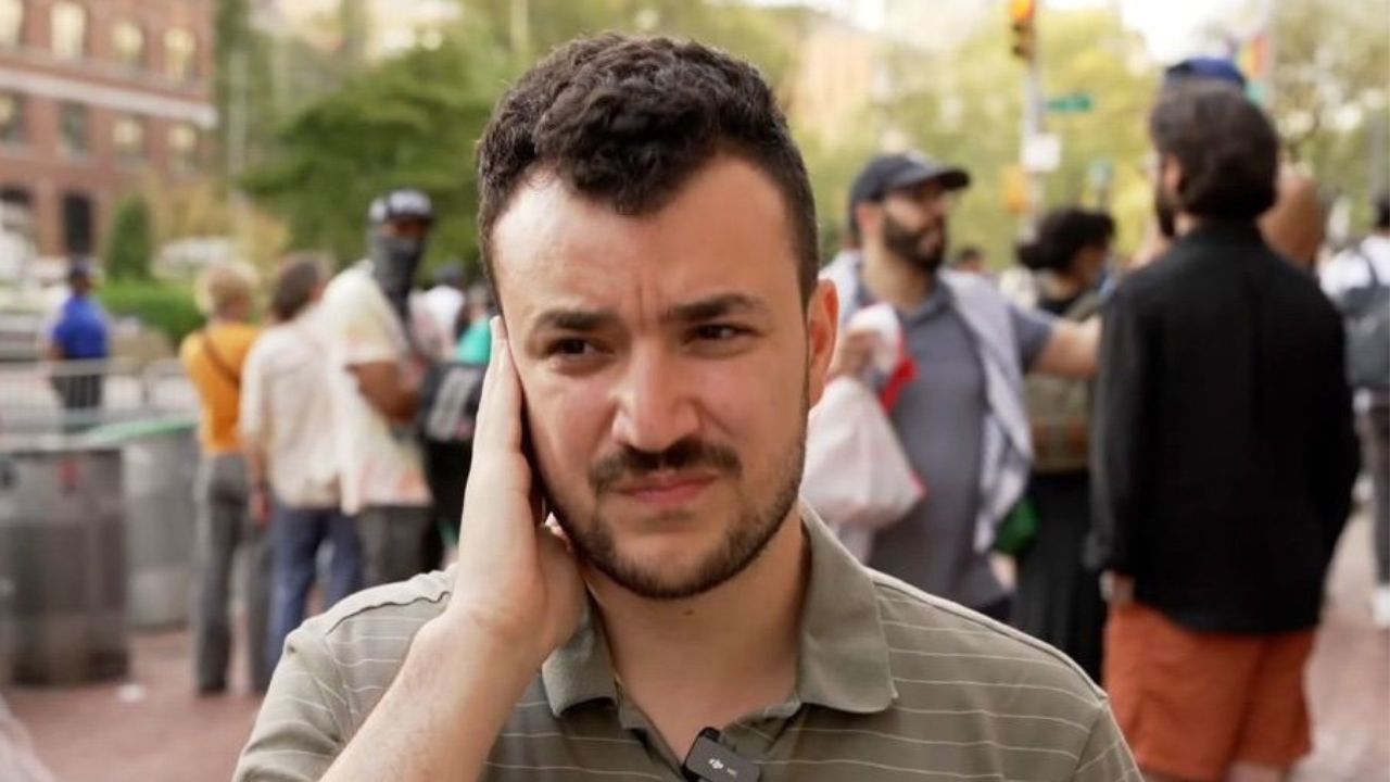 Mahmoud Khalil, uno de los líderes de las protestas estudiantiles en la Universidad de Columbia contra la guerra de Israel en Gaza.