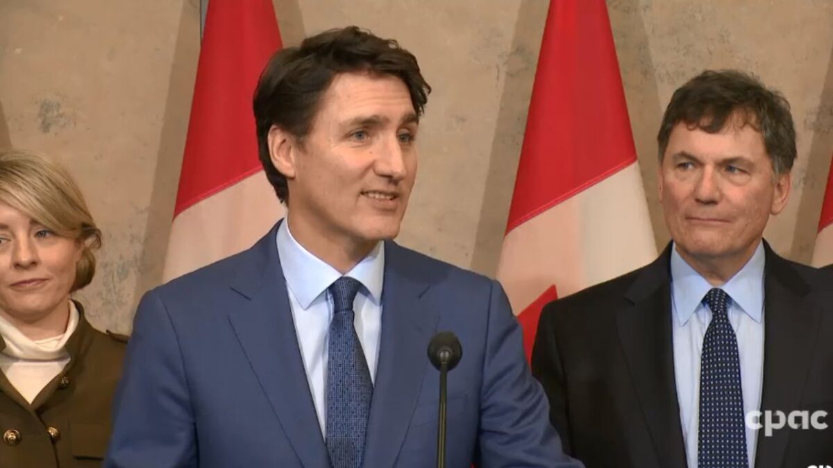 Canadá responde e impone aranceles a Estados Unidos