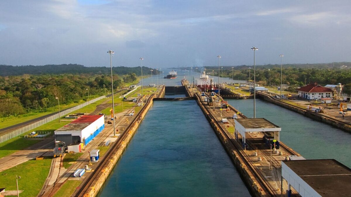 Canal de Panamá ante amenazas busca ampliar negocios