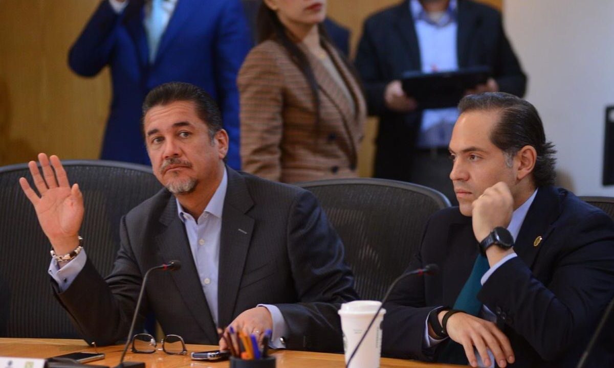 El coordinador del PVEM en la Cámara de Diputados, Carlos Puente, se destapó para contender por la gubernatura de Zacatecas en 2027.