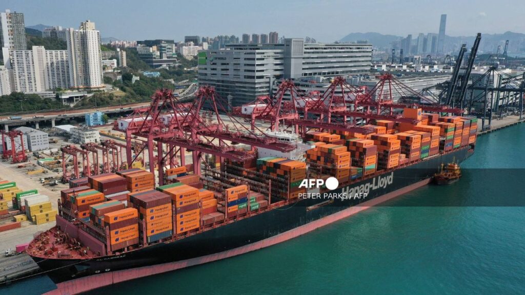 China y Canadá lanzan ofensiva anti arancelaria