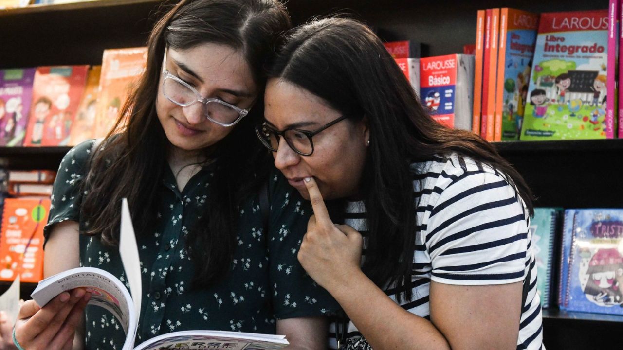 La FILCO llegó a su segundo fin de semana con una diversidad de actividades gratuitas como un documental de Frida Kahlo.