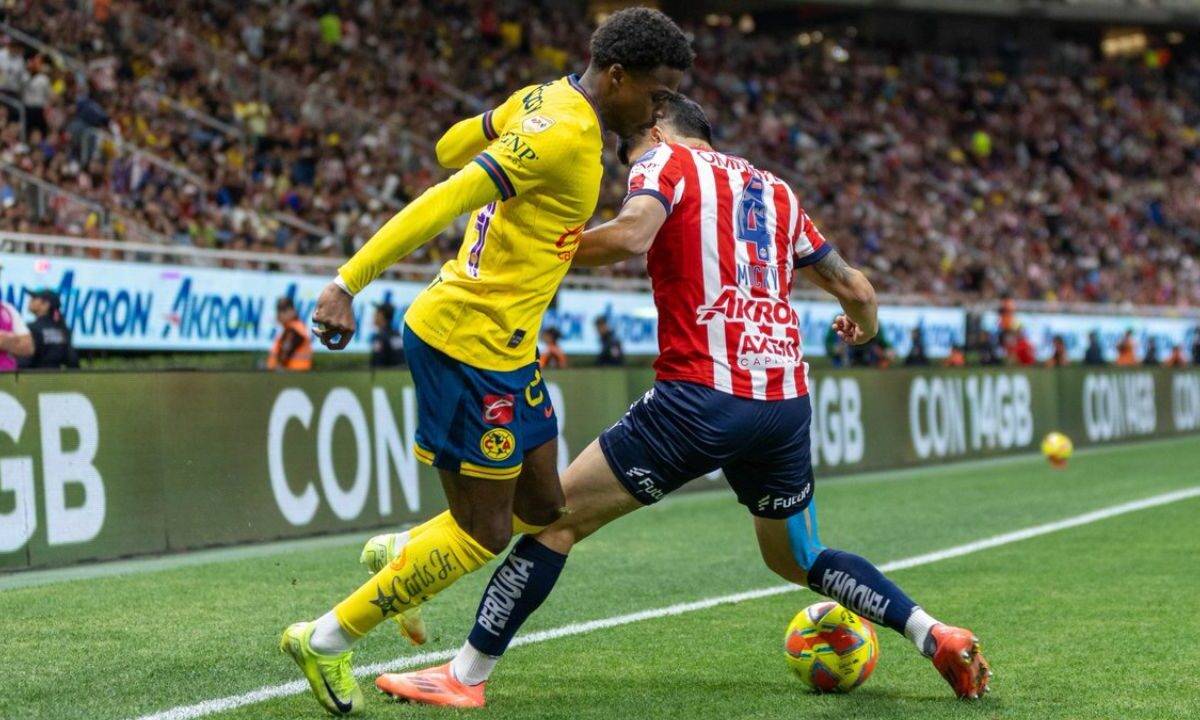 América y Chivas terminan su partido de la jornada 11 del Torneo Clausura 2025 con un empate a cero y un jugador expulsado de Guadalajara.