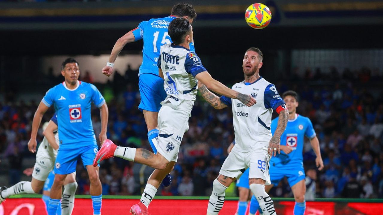 Cruz Azul y Monterrey sacaron un empate en el Estadio Olímpico Universitario durante la Jornada 11 del Torneo Clausura 2025.