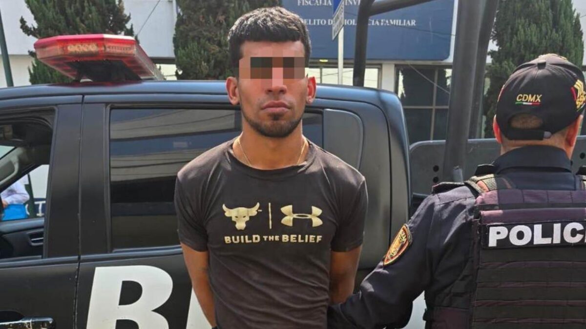 Un hombre fue detenido en la alcaldía Benito Juárez por la tala de un árbol.