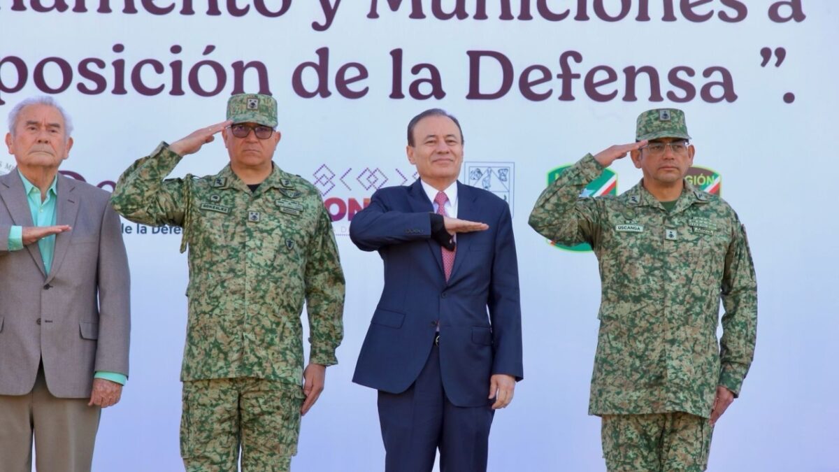 Durazo da golpe a la delincuencia, destruyendo armas junto al ejército